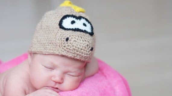 Strickmütze für Baby – so bleibt der Kopf mollig warm
